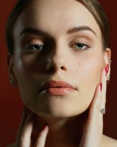 Encuentra el maquillaje perfecto según tu colorimetría personal